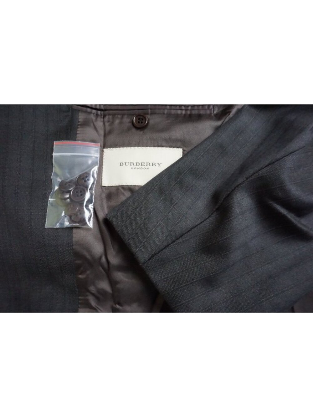 Burberry London Brown Black Striped Wool 2 Pc Suit Jacket Pants Sz 44R BRAND NEW